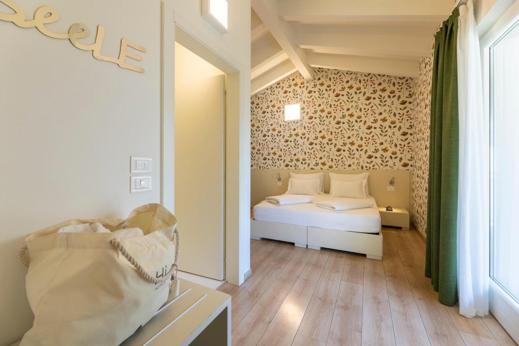 Superior Double Room Balcony