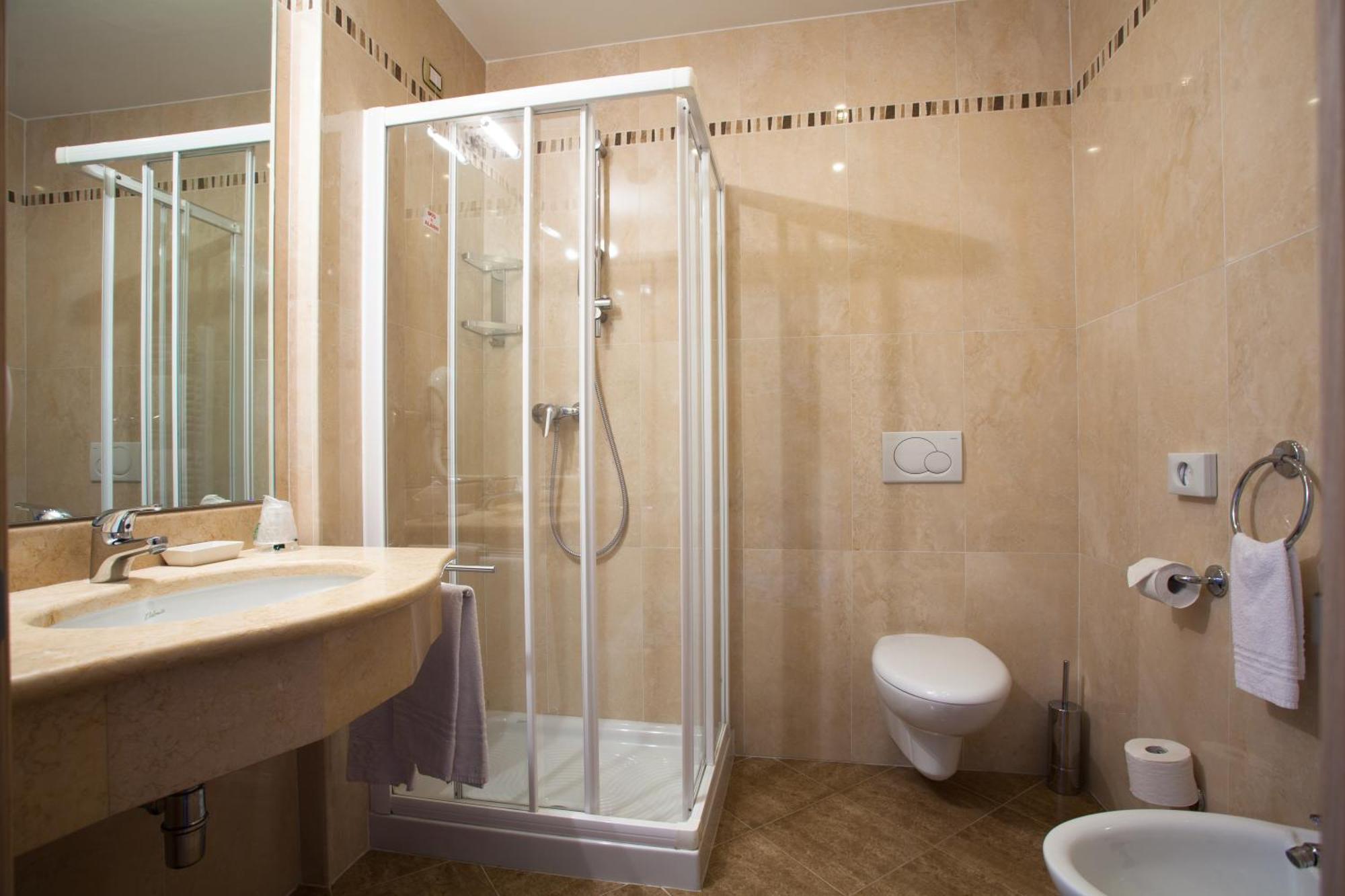 Classic Double or Twin Room